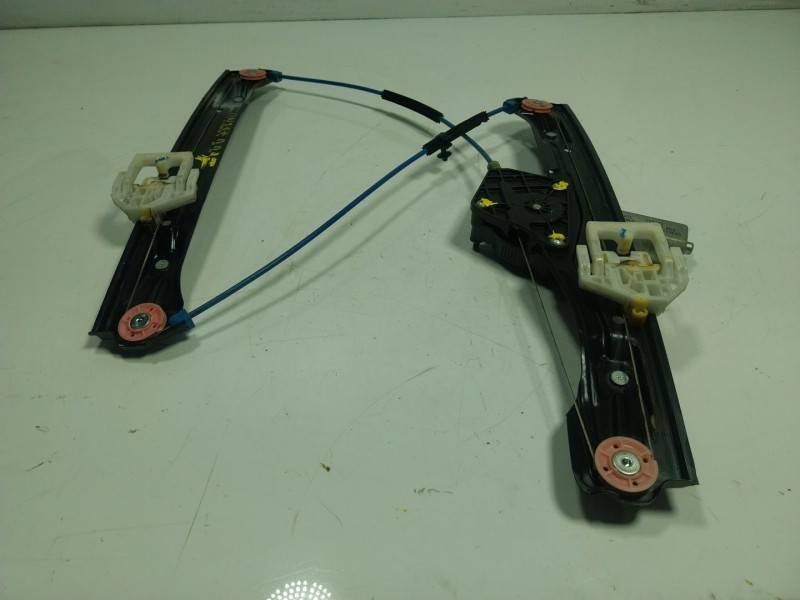 Recambio de elevalunas delantero derecho para bmw 3 (f30, f80) 320 d referencia OEM IAM 51337281886 725982410 67627406634