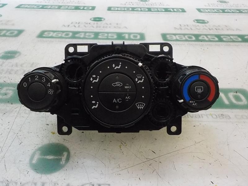 Recambio de mando climatizador para ford fiesta (ccn) trend referencia OEM IAM 1910755 C1B119980AE 