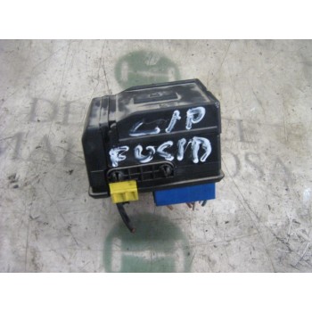 CAJA RELES / FUSIBLES 