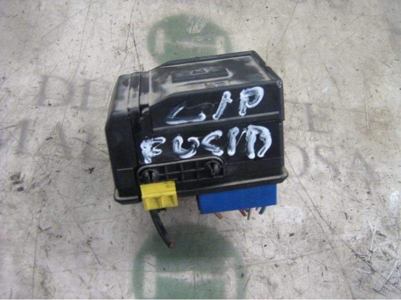 Recambio de caja reles / fusibles para citroën xsara berlina 1.6 attraction referencia OEM IAM   