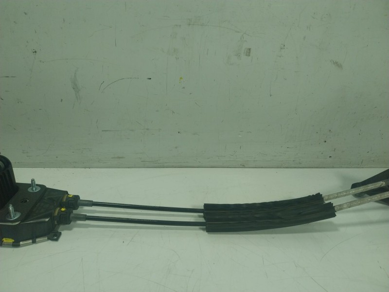 Recambio de palanca cambio para skoda fabia iii (nj3) 1.0 referencia OEM IAM 6C0711049B 6C0711049B 