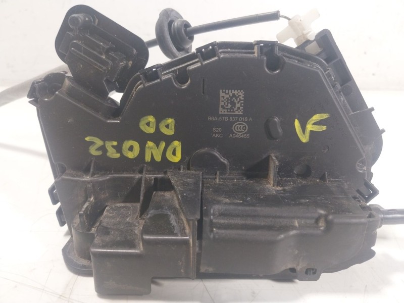 Recambio de cerradura puerta delantera derecha para skoda fabia iii (nj3) 1.0 referencia OEM IAM 5TB837016A 5TB837016A 