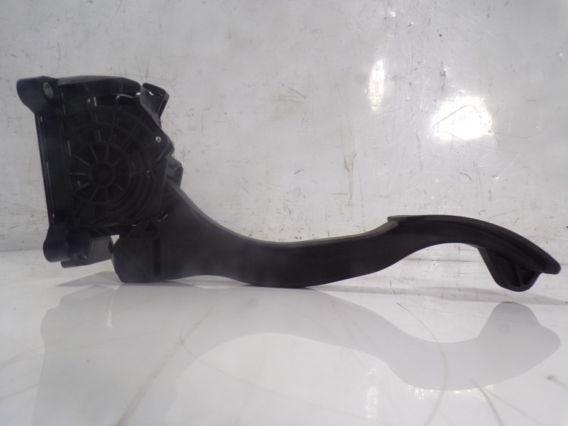 Recambio de potenciometro pedal para peugeot rifter 1.5 blue-hdi fap referencia OEM IAM 9674829780 9674829780 02800755269