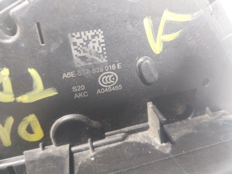 Recambio de cerradura puerta trasera derecha para skoda fabia iii (nj3) 1.0 referencia OEM IAM 5G4839016D 5TA839016E 