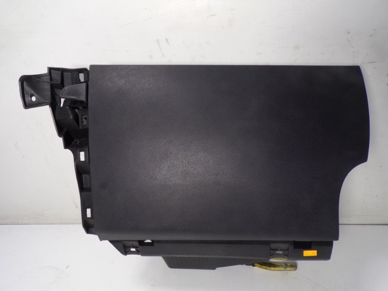 Recambio de guantera para peugeot 508 sw 1.6 e-hdi fap referencia OEM IAM 825281 980572738001 