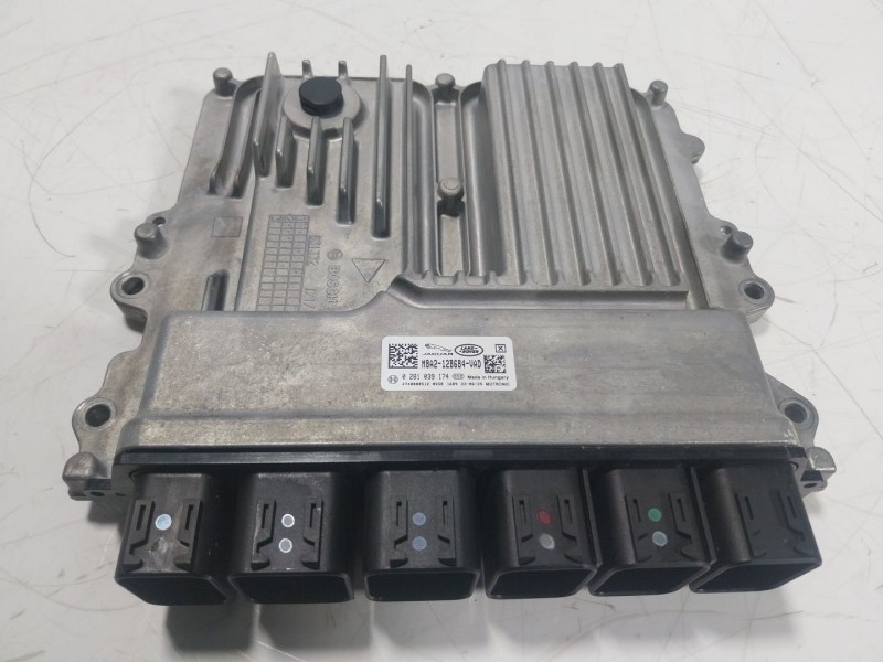 Recambio de centralita motor uce para land rover range rover evoque referencia OEM IAM LR160053 M8A212B684VAD 