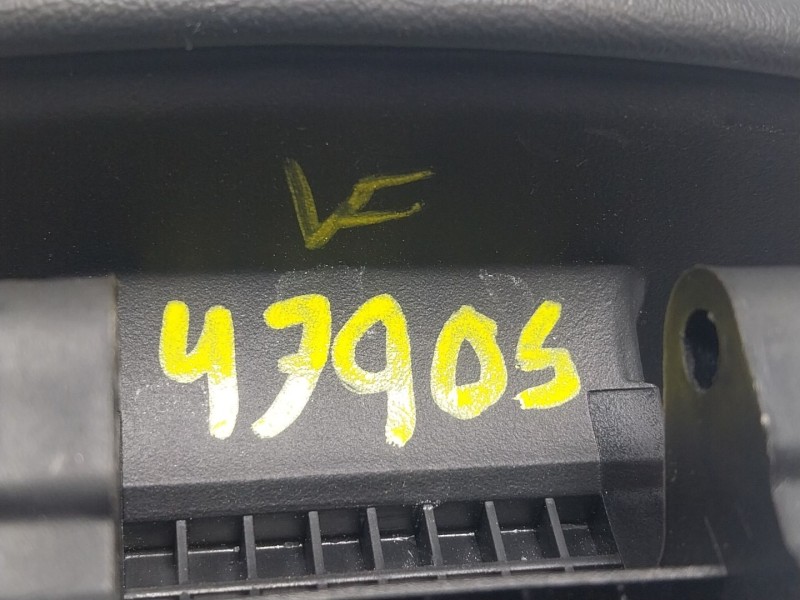 Recambio de apoyabrazos central para mg mg zs suv 1.5 vti referencia OEM IAM   