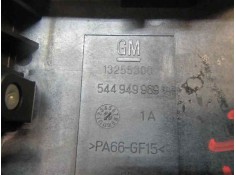 Recambio de caja reles / fusibles para opel insignia berlina 2.0 16v cdti referencia OEM IAM    2