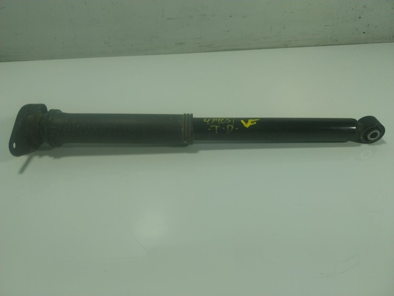 Recambio de amortiguador trasero derecho para mg mg zs suv 1.5 vti referencia OEM IAM  10825265 