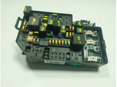 Recambio de caja reles / fusibles para mg mg zs suv 1.5 vti referencia OEM IAM  10837494  2