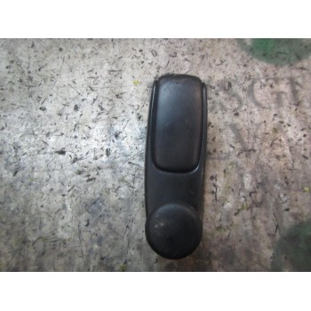 MANETA ELEVALUNAS TRASERA DERECHA 