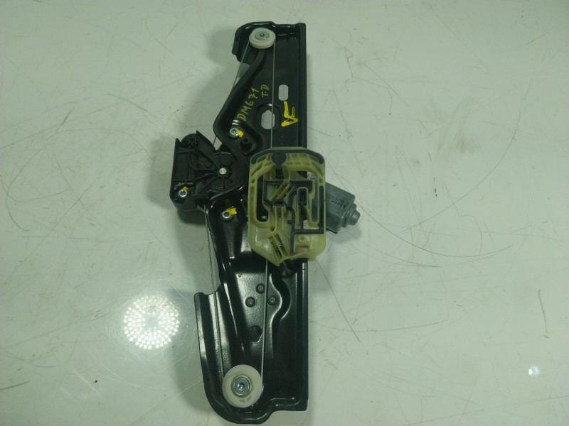Recambio de elevalunas trasero derecho para land rover range rover evoque referencia OEM IAM LR114597 K8D227000AC 
