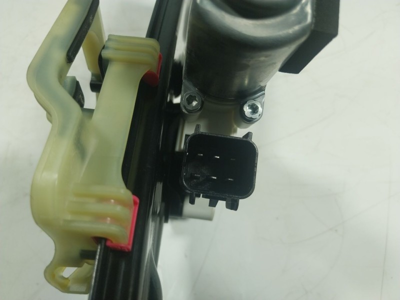 Recambio de elevalunas trasero derecho para land rover range rover evoque referencia OEM IAM LR114597 K8D227000AC 