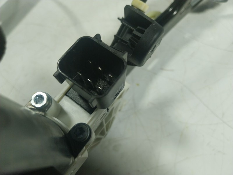 Recambio de elevalunas delantero derecho para land rover range rover evoque referencia OEM IAM LR165913 K8D223200AE 