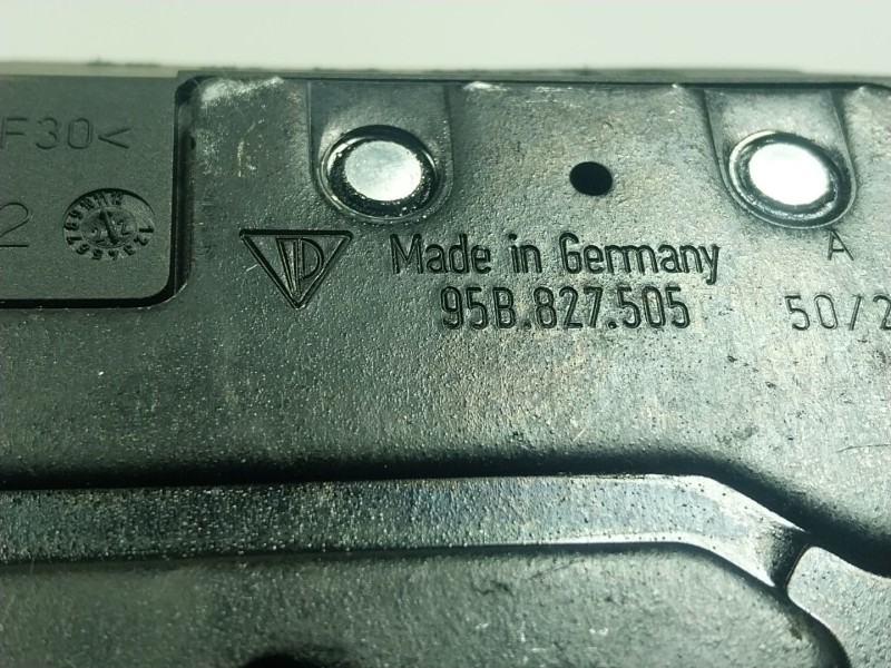 Recambio de cerradura maletero / porton para porsche macan (95b) 2.0 (95bau1) referencia OEM IAM  95B827505 