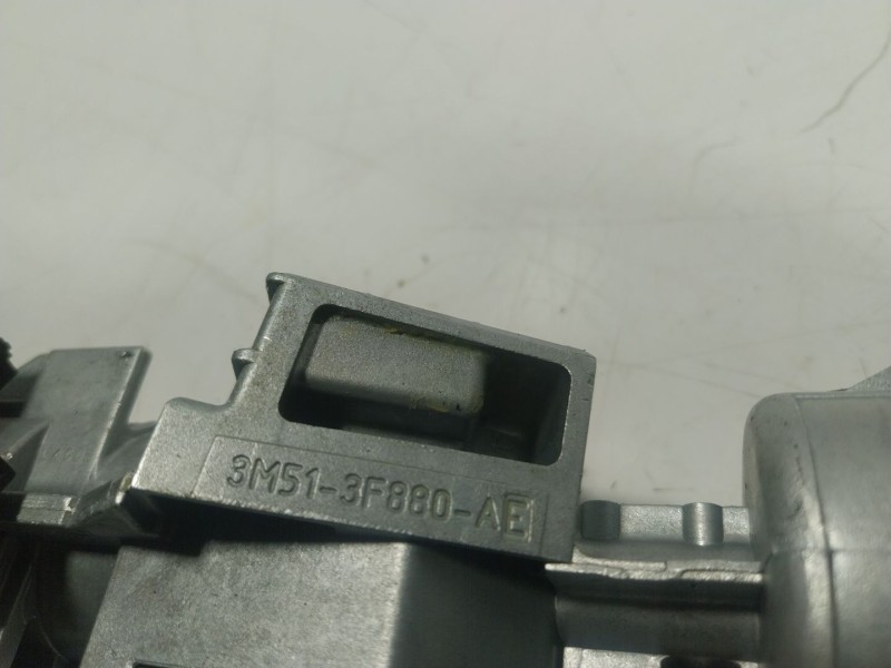 Recambio de antirrobo para ford focus iii 1.0 ecoboost referencia OEM IAM 1681167 3M513F880AE 