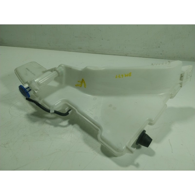 Recambio de deposito limpia para land rover range rover evoque referencia OEM IAM LR128571 K8D217B613B 