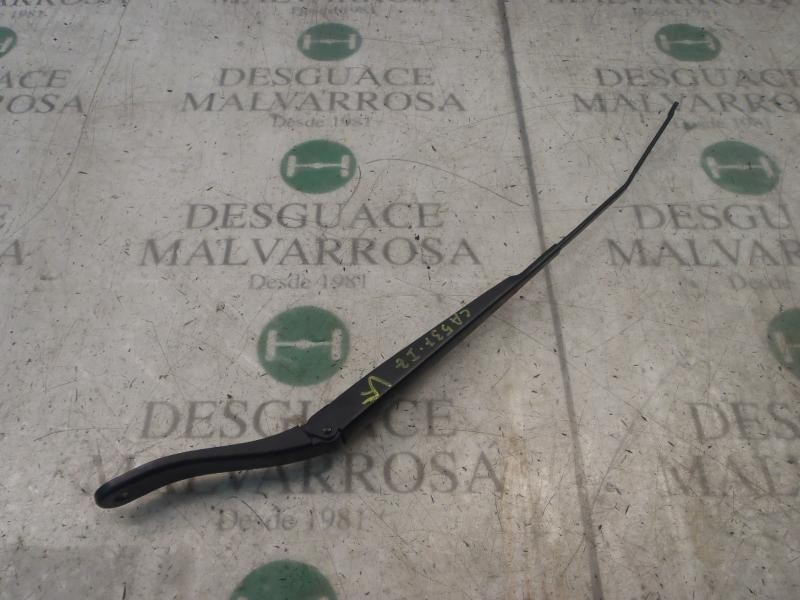 Recambio de brazo limpia delantero izquierdo para citroën c3 1.4 referencia OEM IAM 6429GT  