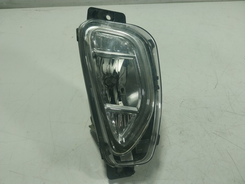 Recambio de faro antiniebla derecho para ford kuga iii (dfk) 1.5 ecoboost referencia OEM IAM 2431940 LJ6B15A254AC 