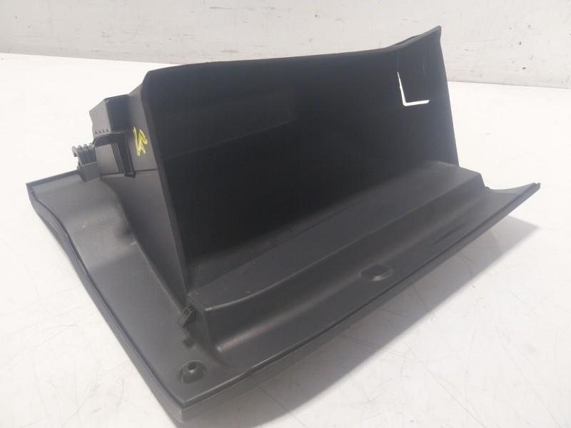 Recambio de guantera para ford kuga iii (dfk) 1.5 ecoboost referencia OEM IAM 2729665 LV4BS06040A 