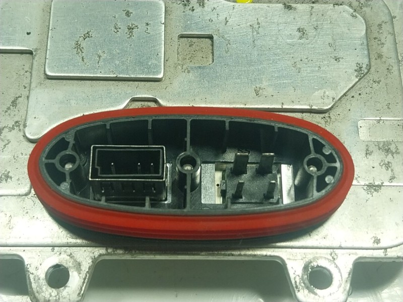 Recambio de centralita faros xenon para bmw x6 (e71, e72) xdrive 40 d referencia OEM IAM  5DV00961000 