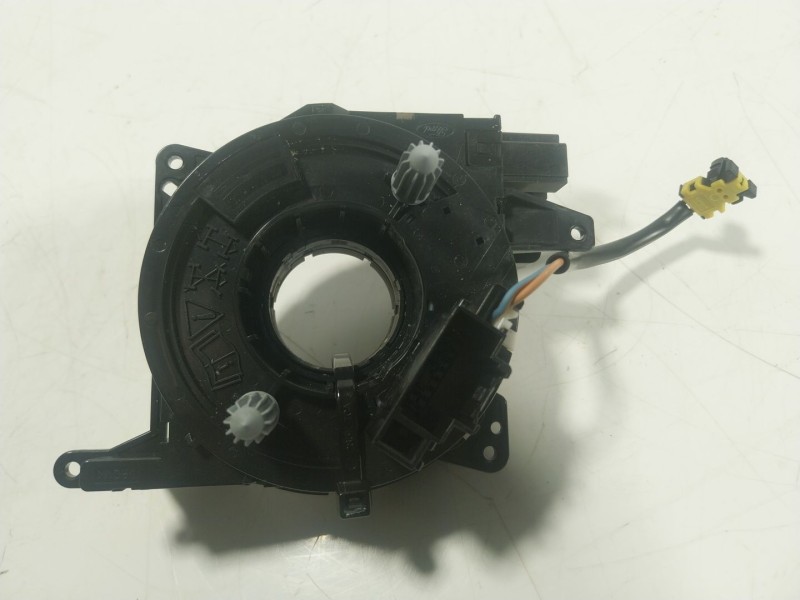 Recambio de anillo airbag para ford focus iii 1.0 ecoboost referencia OEM IAM 1768432 AND761002C 