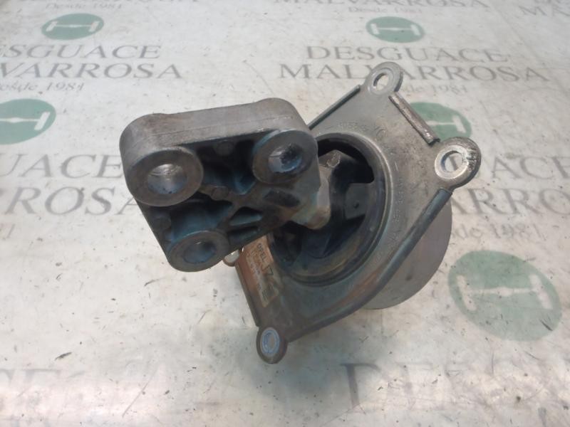Recambio de soporte motor para opel astra h berlina cosmo referencia OEM IAM   