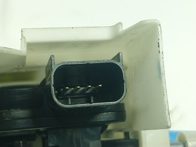 Recambio de cerradura puerta trasera derecha para kia picanto iii (ja) 1.0 referencia OEM IAM   