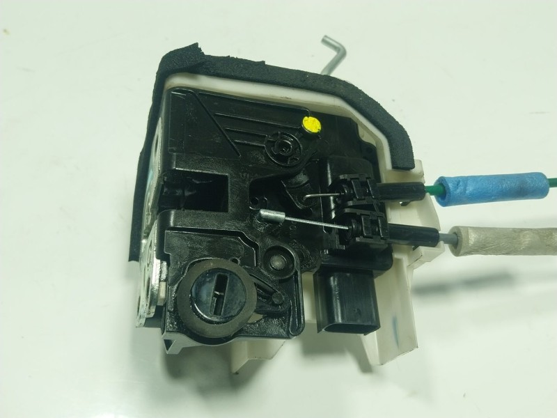 Recambio de cerradura puerta trasera izquierda para kia picanto iii (ja) 1.0 referencia OEM IAM   