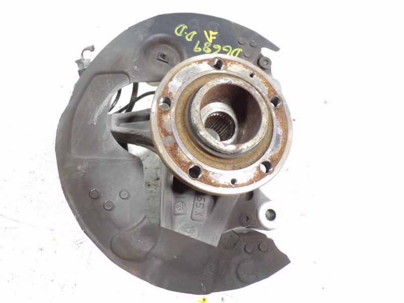 Recambio de mangueta delantera derecha para peugeot 308 1.6 hdi referencia OEM IAM 1610138080  