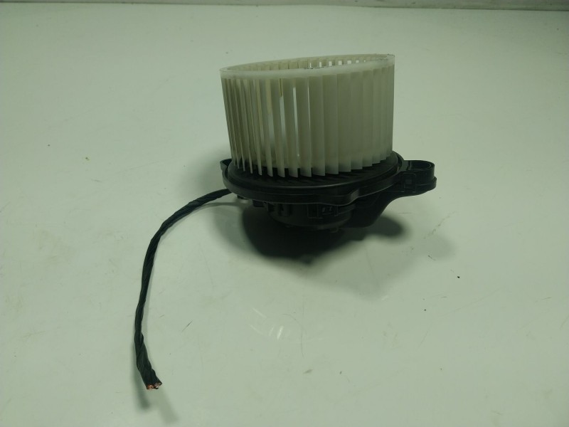 Recambio de motor calefaccion para kia picanto iii (ja) 1.0 referencia OEM IAM   