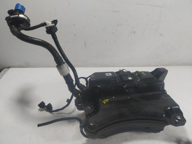 Recambio de deposito aditivo para seat leon st (5f8) 2.0 tdi referencia OEM IAM  5Q0131877F 