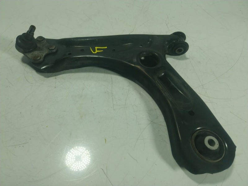 Recambio de brazo suspension inferior delantero izquierdo para skoda fabia iii (nj3) 1.0 referencia OEM IAM 6R0407151F  