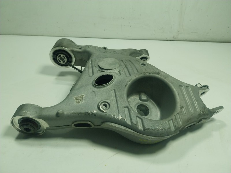 Recambio de brazo suspension inferior trasero izquierdo para land rover range rover evoque referencia OEM IAM LR098944  