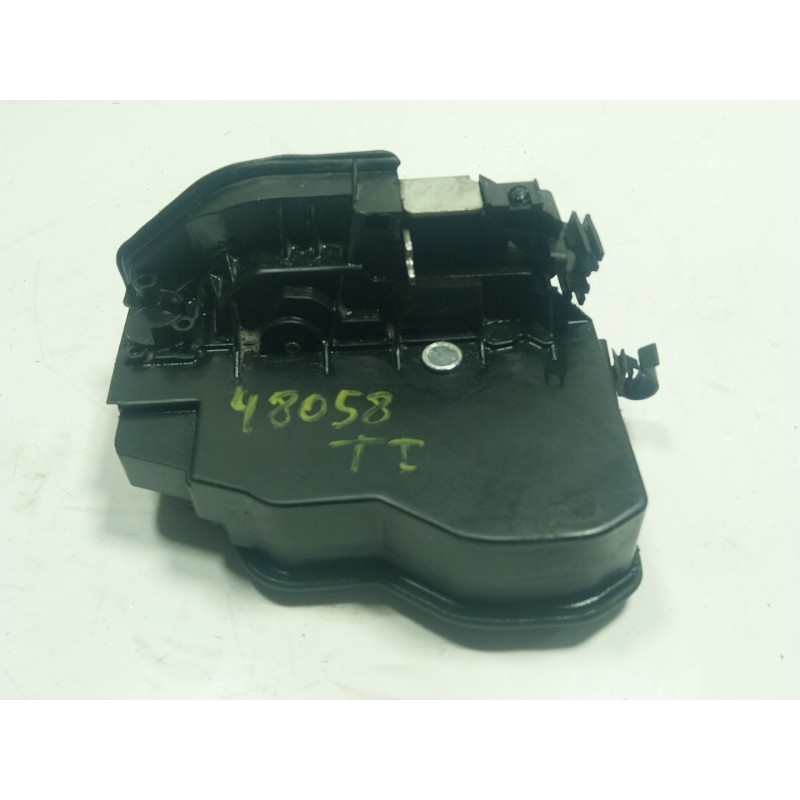 Recambio de cerradura puerta trasera izquierda para bmw x6 (e71, e72) xdrive 40 d referencia OEM IAM  7276685 