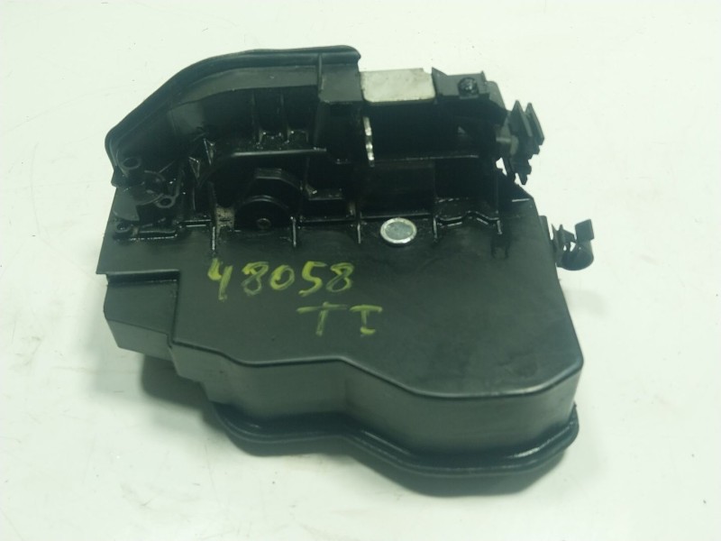 Recambio de cerradura puerta trasera izquierda para bmw x6 (e71, e72) xdrive 40 d referencia OEM IAM  7276685 