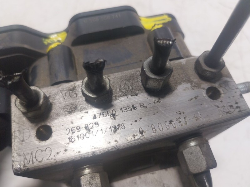 Recambio de abs para renault kadjar (ha_, hl_) 1.5 dci 110 (hla3) referencia OEM IAM 476600080R 476601356R 