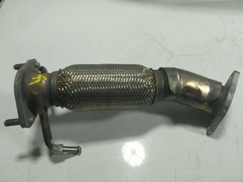 Recambio de flector de escape para hyundai i30 (pde, pd, pden) 2.0 n referencia OEM IAM  28610S0300 
