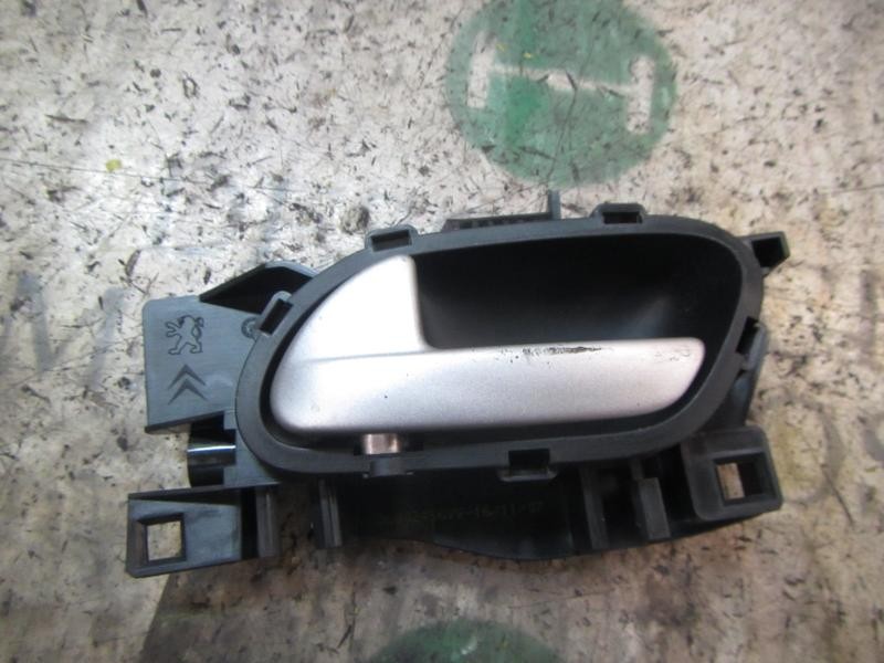Recambio de maneta interior trasera izquierda para peugeot 207 1.4 referencia OEM IAM   