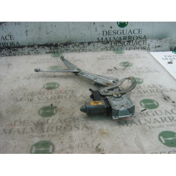 ELEVALUNAS DELANTERO DERECHO 