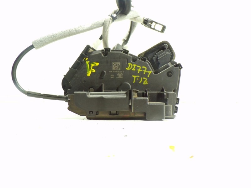 Recambio de cerradura puerta trasera izquierda para volkswagen polo 1.0 tsi referencia OEM IAM 5TA839015E 5TA839015E 