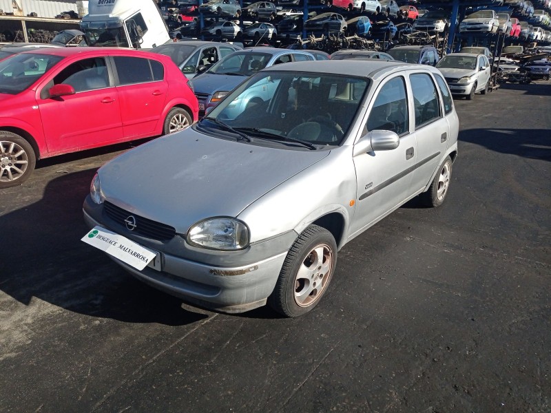 opel corsa b (s93) del año 2000