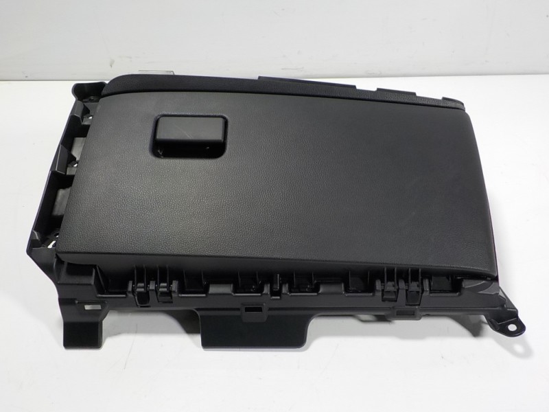 Recambio de guantera para toyota yaris cross 1.5 vvti 16 v 55 kw referencia OEM IAM 55550K0030 55550K0030 