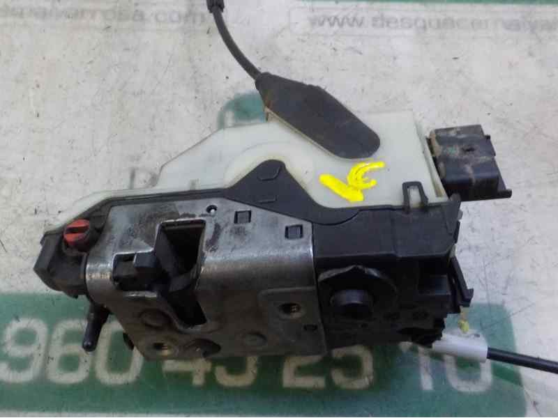 Recambio de cerradura puerta trasera izquierda para peugeot 208 1.4 hdi fap referencia OEM IAM 9688080880  