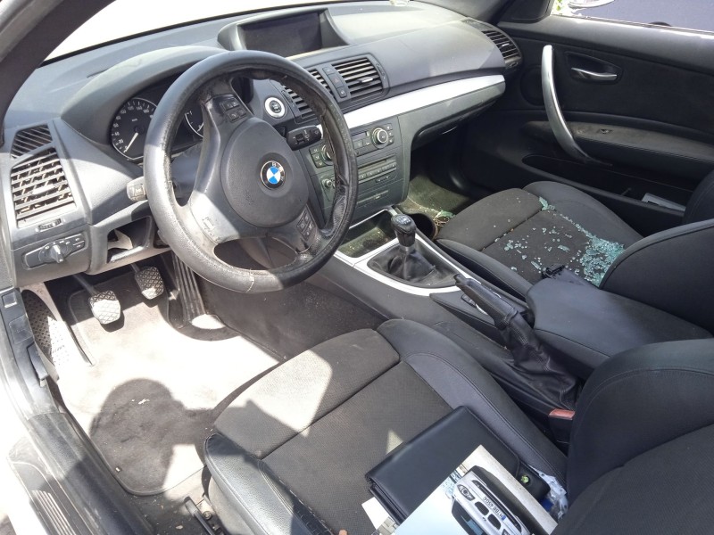 bmw 1 (e81) del año 2009