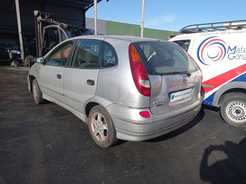 nissan almera tino (v10) del año 2005
