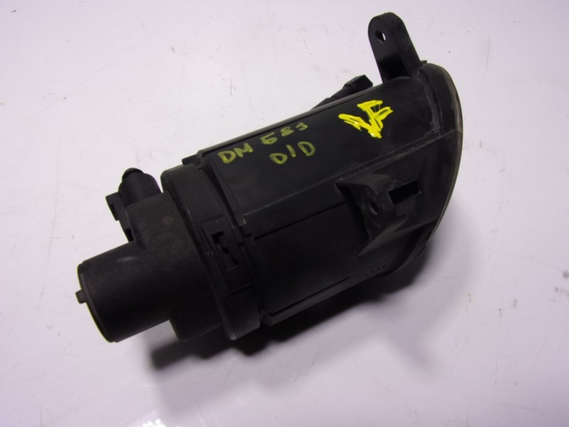 Recambio de faro antiniebla derecho para volkswagen passat b5.5 (3b3) 2.0 referencia OEM IAM  REFERENCIA ILEGIBLE 