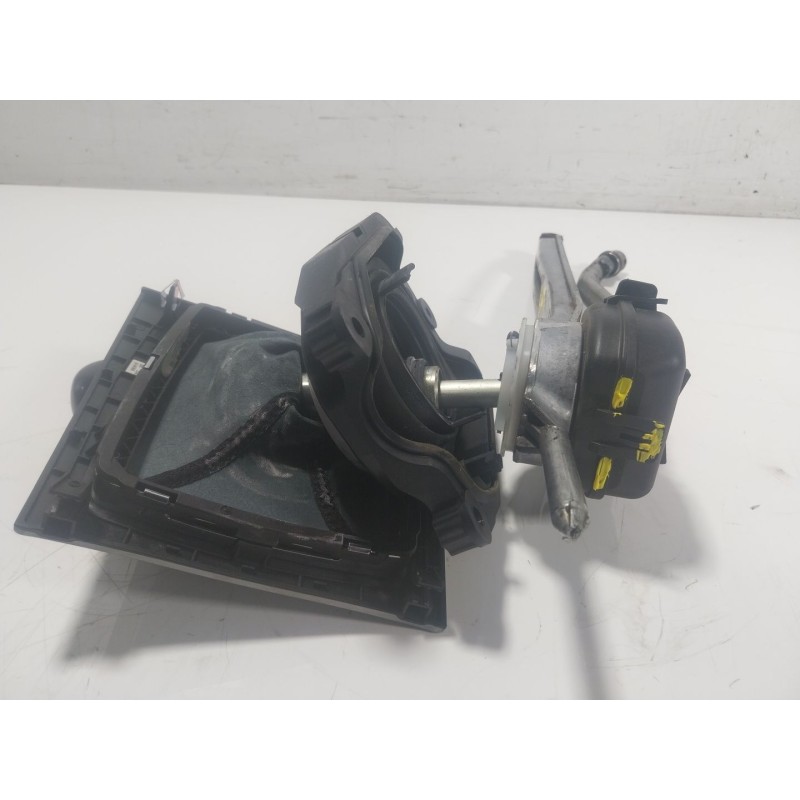 Recambio de palanca cambio para mercedes-benz clase c (w204) c 220 cdi (204.008) referencia OEM IAM A2042672024  