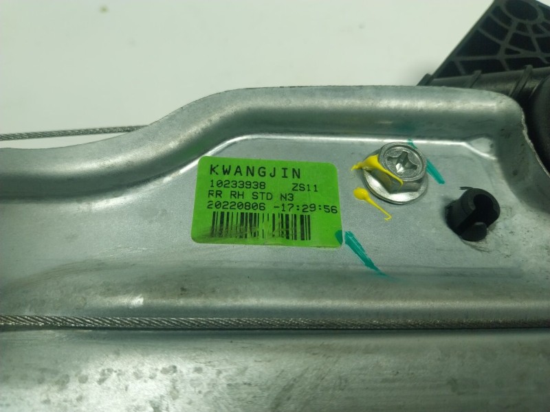 Recambio de elevalunas trasero derecho para mg mg zs suv 1.5 vti referencia OEM IAM  102333938 