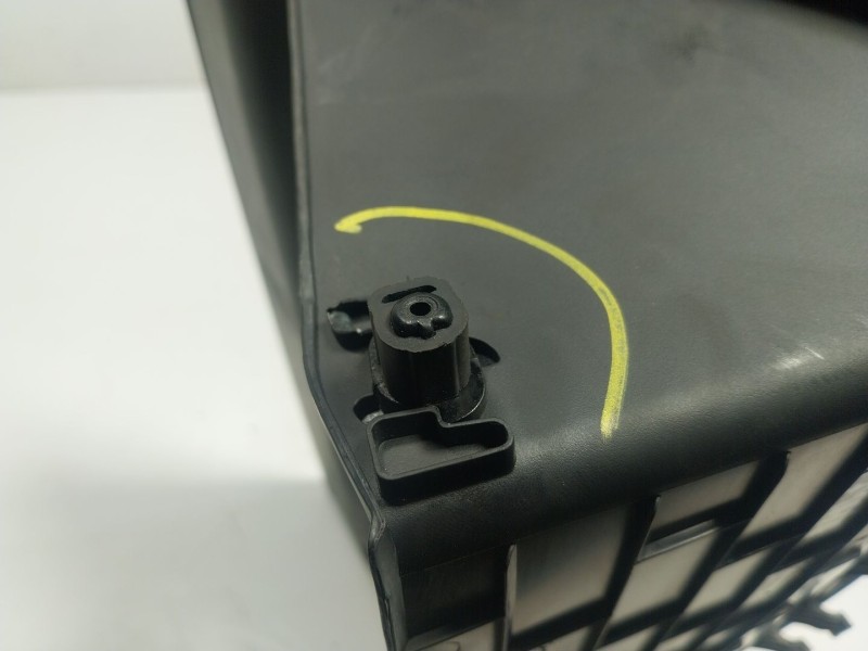 Recambio de guantera para mg mg zs suv 1.5 vti referencia OEM IAM   